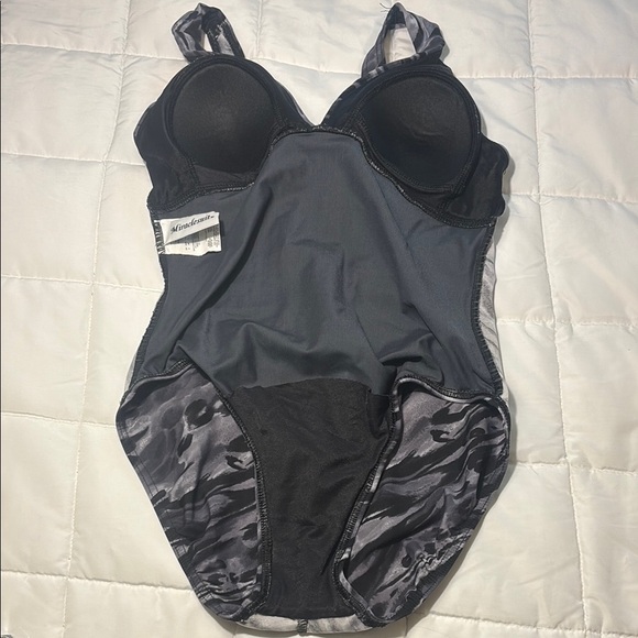 Miraclesuit Black and Gray One-Piece Swimsuit - Picture 12 of 12